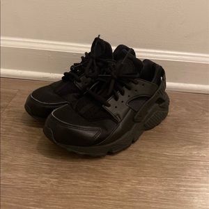 Nike Air Huarache - Black